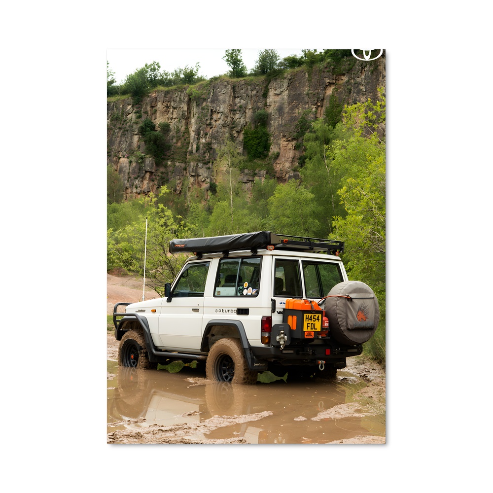 Poster Land Cruiser 70 Épopée Aventureuse